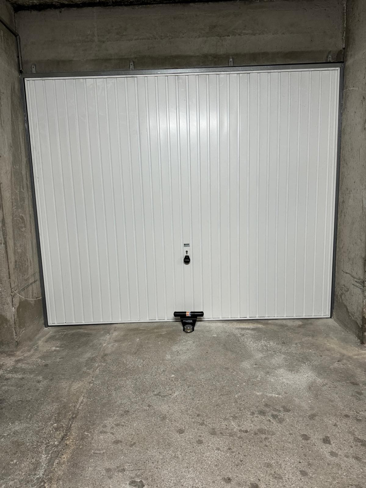 PORTE GARAGE BASCULANTE ANTI-EFFRACTION
