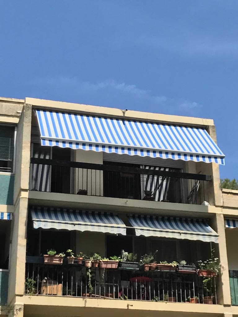 TOILE AVEC RÉVISION STORE